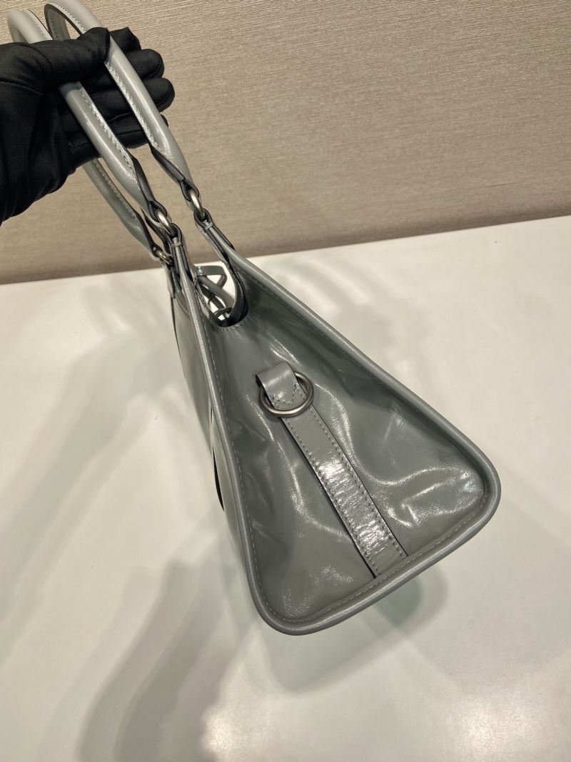 Pra*a top handle bags